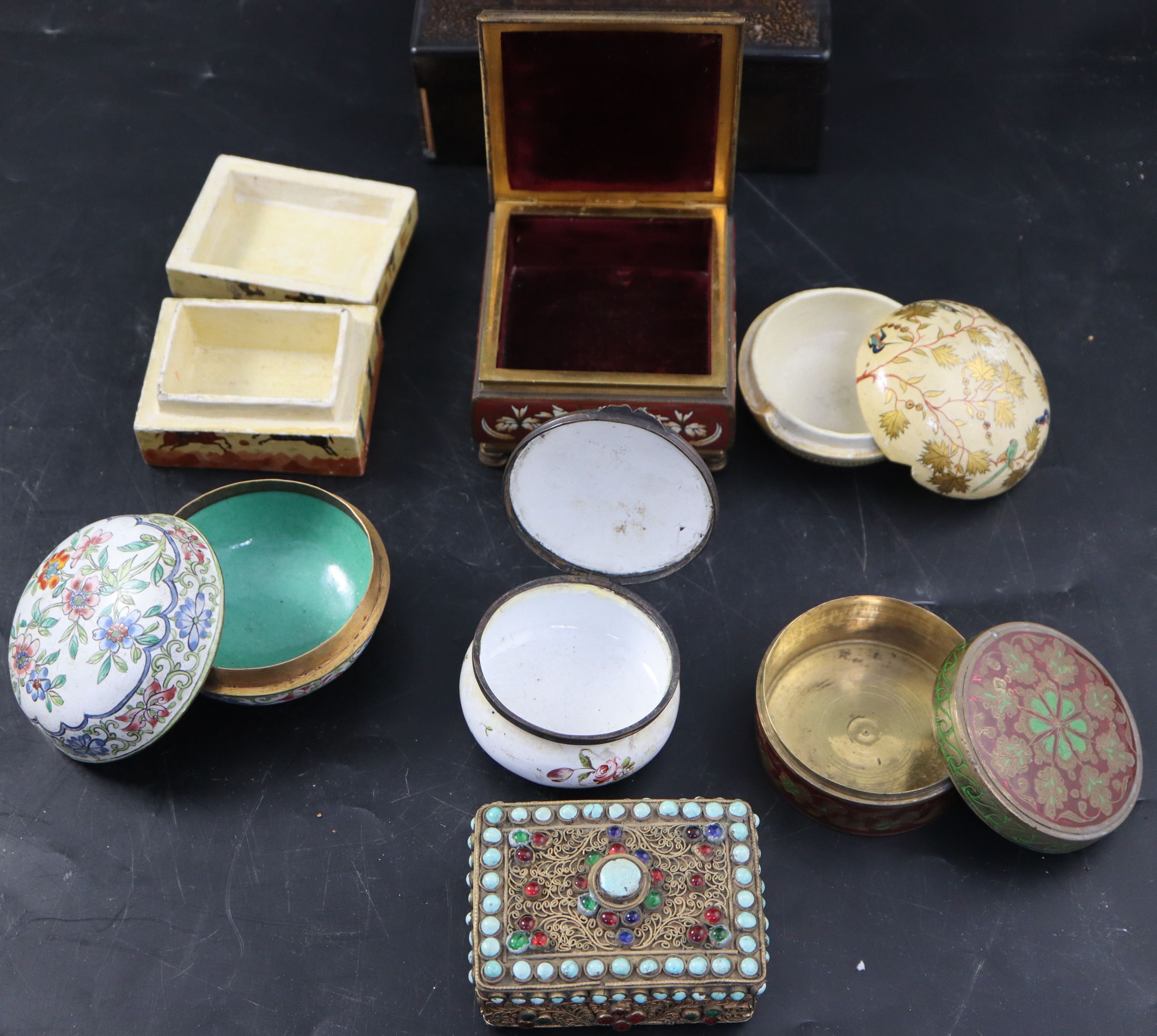 A group of assorted boxes and ornaments